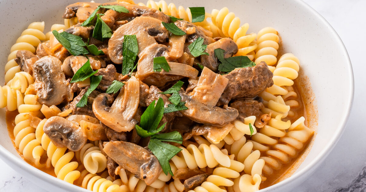 Beef stroganoff | Cancer Council SA