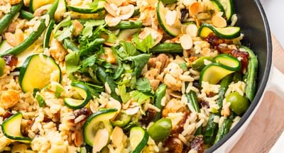 A one-pot chicken and rice dish with Moroccan seasoning
